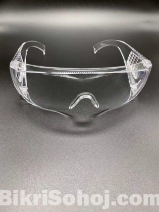 Eye protective lab goggle